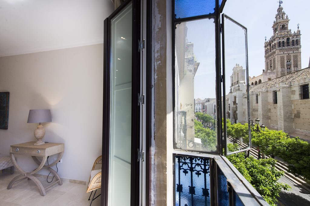 Apartamento Living By Cathedral Seville Ngoại thất bức ảnh